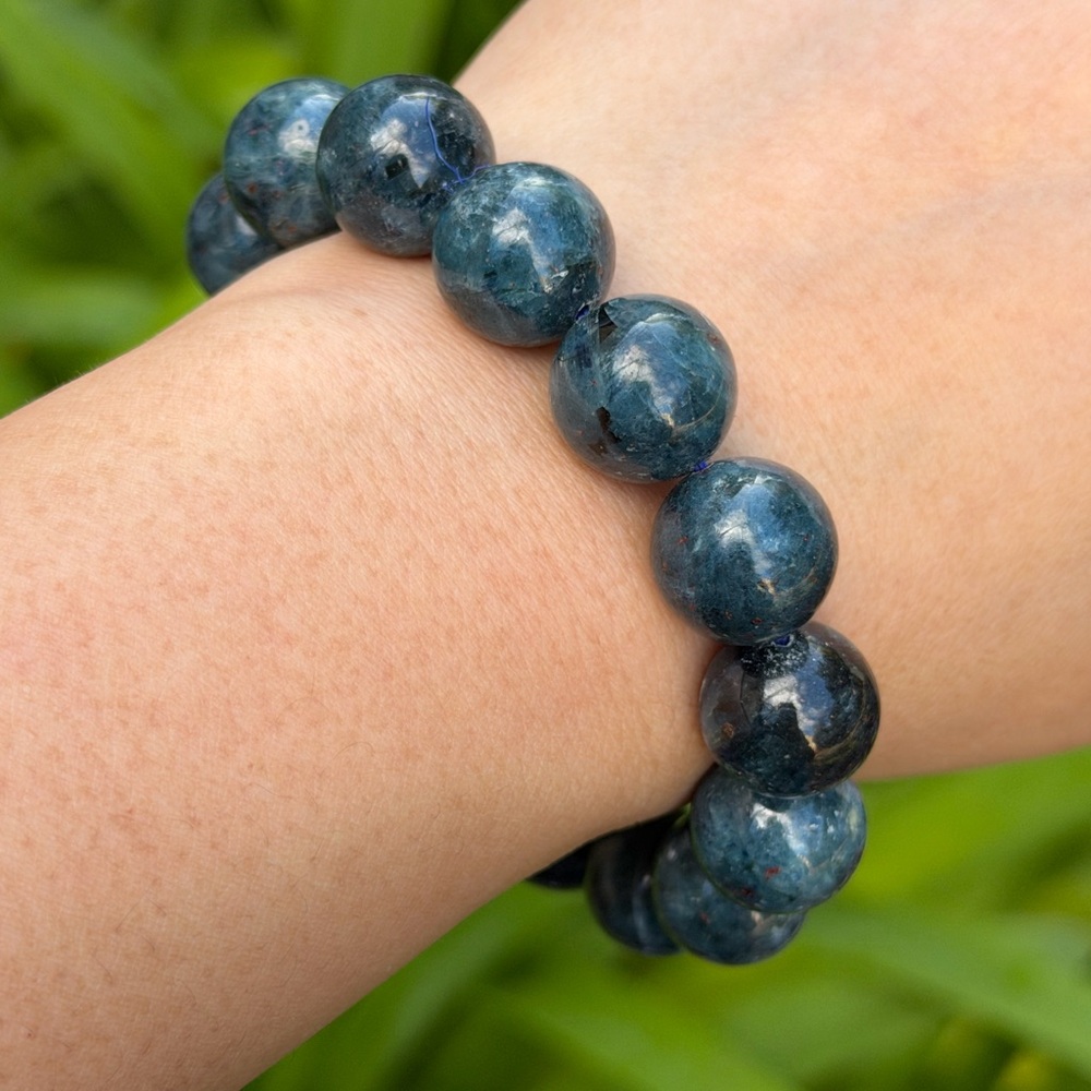 14mm stretchable blue apatite bracelet 0953 - Picture 2 of 9